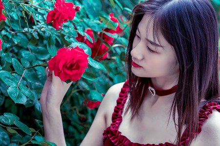 伊拉克购物中心火灾已致61人死亡